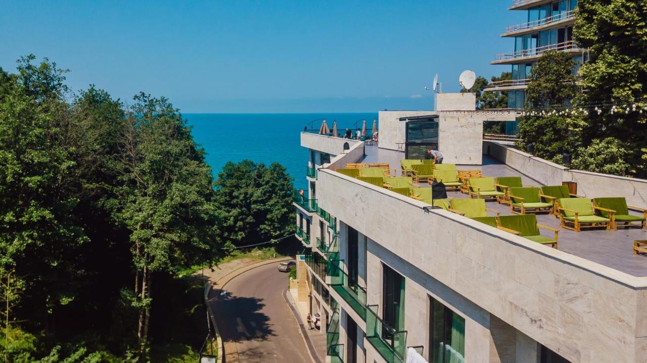 Capo Verde Hotel Batumi Eksteriør billede