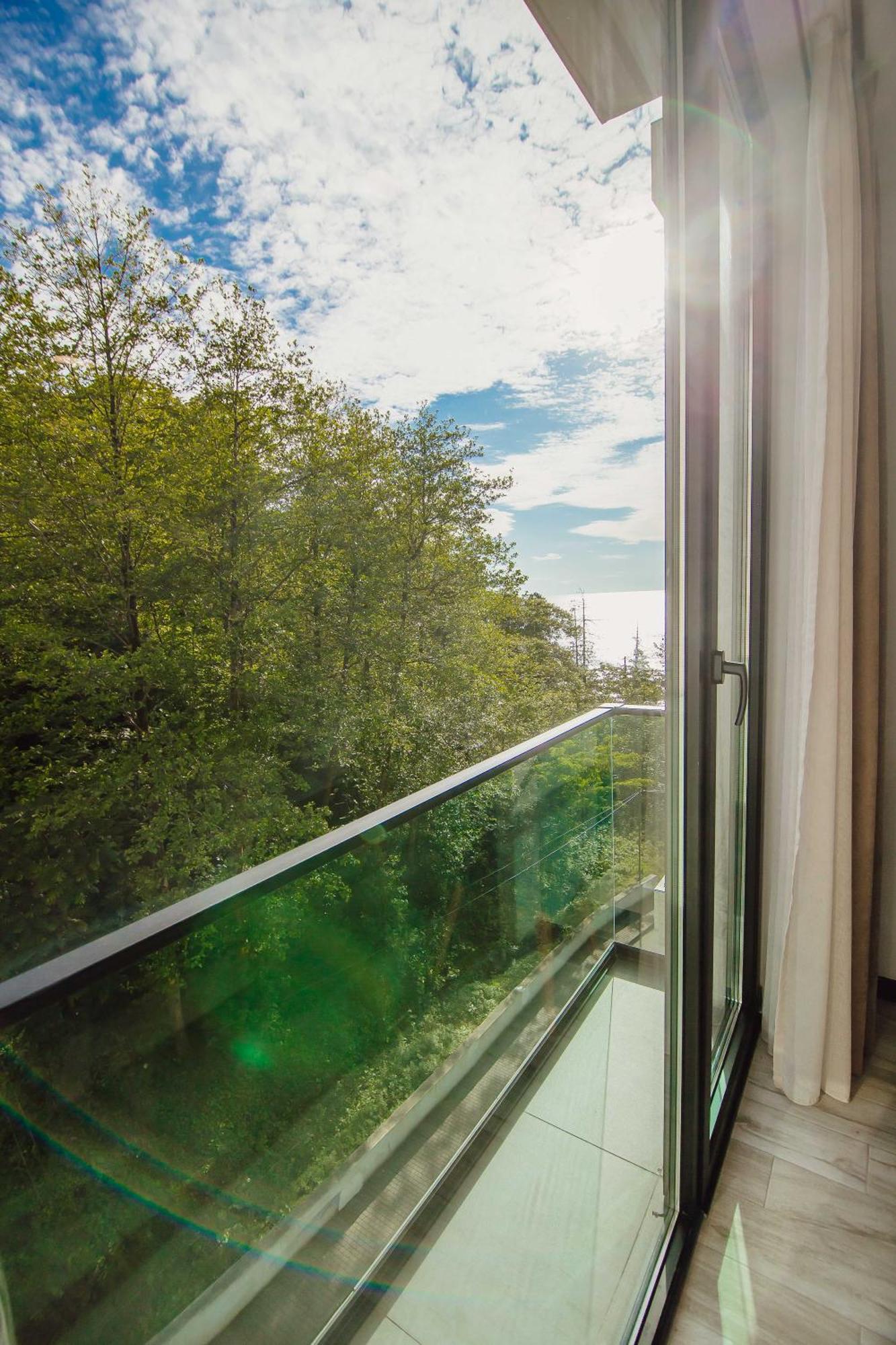 Capo Verde Hotel Batumi Eksteriør billede