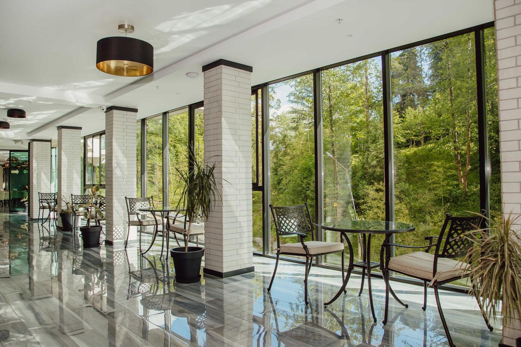Capo Verde Hotel Batumi Eksteriør billede