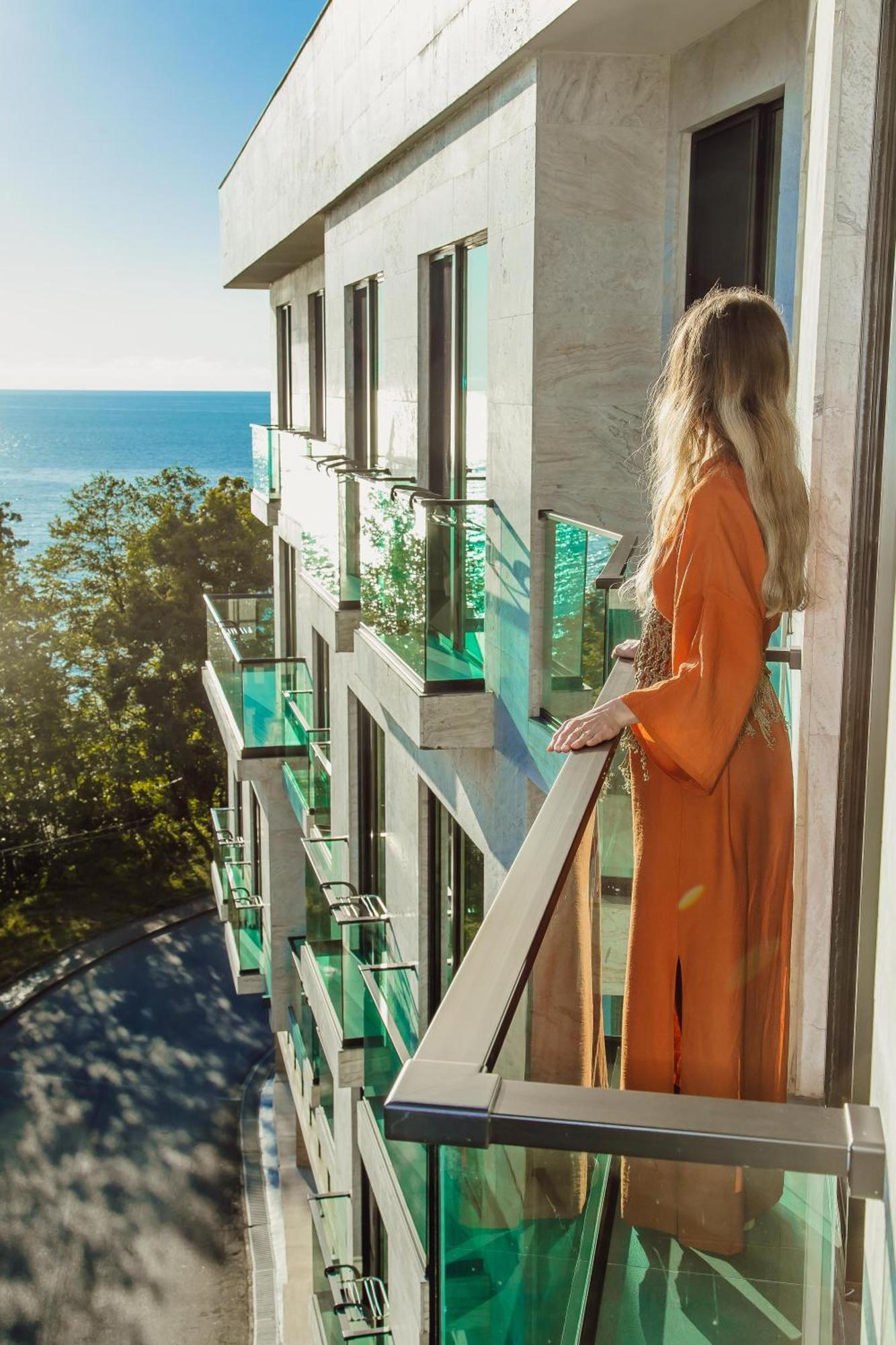 Capo Verde Hotel Batumi Eksteriør billede